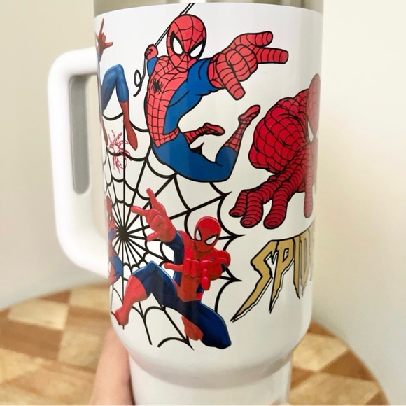 Disney MARVEL Spider men 40 oz Tumbler 40oz Water bottle Mug with straw Birthday - Picture 5 of 8